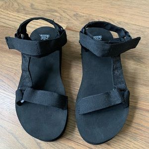 NWOT Wild Fable Target Platform Black Sandals 8
